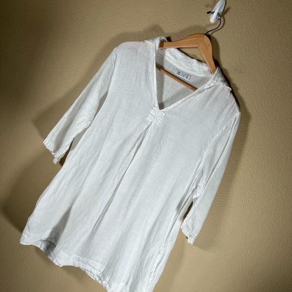 White Linen Blouse - Picture 2 of 7